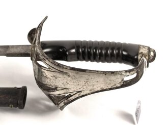 Preußen, Kavalleriedegen KD89. Ungereinigtes Stück mit biedseitiger, schwacher Klingenätzung  von WKC, Klingenlänge 83cm und breite 2,2cm