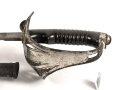Preußen, Kavalleriedegen KD89. Ungereinigtes Stück mit biedseitiger, schwacher Klingenätzung  von WKC, Klingenlänge 83cm und breite 2,2cm