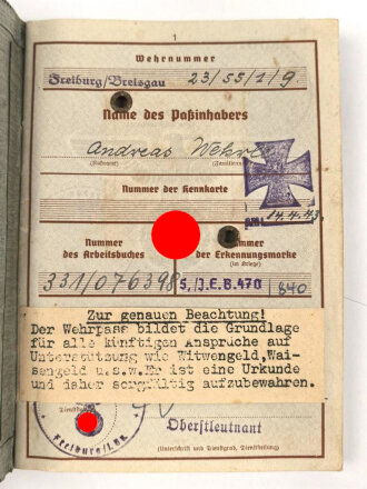 Wehrpaß Heer, eingestellt 22. Mai 1942 bei  Infanterie Ersatz. Btl. 470