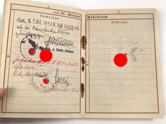 Wehrpaß Heer, Zweitschrift, eingestellt am 4. November 1937 bei Artillerie Regiment 30
