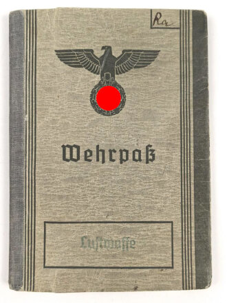 Wehrpaß Luftwaffe, ausgestellt 10.6.1939 bei Küstenmehrzweckstaffel 3 / 508 Dievenow