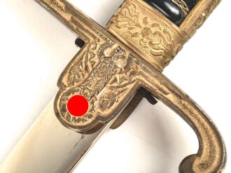 Heer, Säbel für Offiziere, Modell 119 von Alcoso Solingen. Saubere Klinge, Scheide Originallack, guter Gesamtzustand. Ungereinigtes Stück