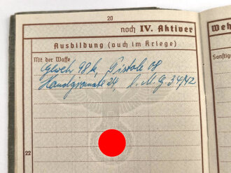 Wehrpaß Heer, eingestellt am 1.4.43 bei Grenadier Ersatz Btl 96