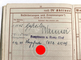 Wehrpaß Luftwaffe, eingestellt am 24.10.37 bei Luftnachrichten Abteilung I/14 Münster.