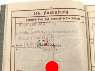 Wehrpaß Heer, eingestellt am 8.12.41 bei Grenadier Ersatz Kompanie 31 Braunschweig