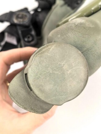 Jugoslawien, Gasmaske / ABC Schutzmaske M1. Gummi weich, riecht