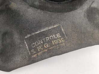 Belgien, Gasmaske für Zivilbevölkerung " Englebert Mod. E.2-339" Gummi weich, ungereinigt, datiert 1939