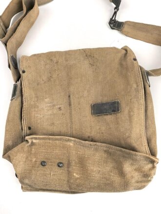 Italien, Gasmaskentasche Modell 1931. Getragenes Stück