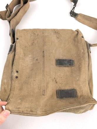Italien, Gasmaskentasche Modell 1931. Getragenes Stück