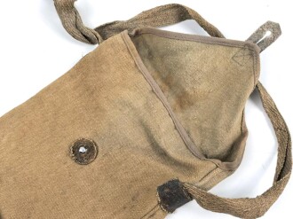 Italien, Gasmaskentasche Modell 1935. Getragenes Stück