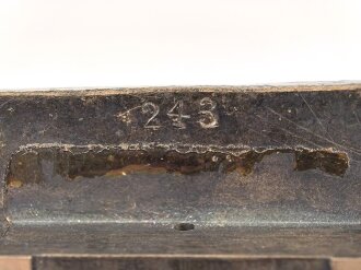 Ersatzteil für ein optisches Gerät. Schweres Stück ohne Bezeichnung, Durchmesser des Messingeinblicks 51mm