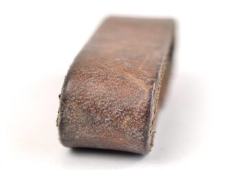 Lederner Schieber Wehrmacht. Braunes Leder, Innenmaß 46mm