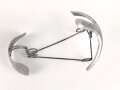 Deutschland nach 1945, Gasmaskenspanner aus Aluminium , datiert 1960