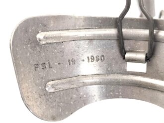Deutschland nach 1945, Gasmaskenspanner aus Aluminium , datiert 1960