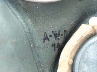Volksgasmaske 40 in originaler Umverpackung, mit Gebrauchsanweisung