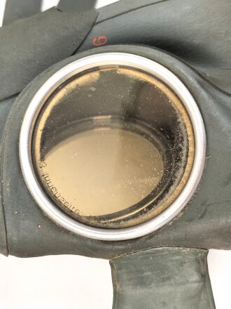 Volksgasmaske 40 in originaler Umverpackung, mit Gebrauchsanweisung