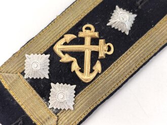 Kriegsmarine,einzelnes Schulterstück, ungereinigt