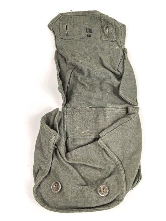 Koppeltasche für einen Ersatz Gasmaskenfilter der Wehrmacht, datiert 1944