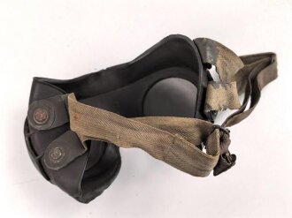 Brille Wehrmacht aus graubraunem Gummi. Leicht...