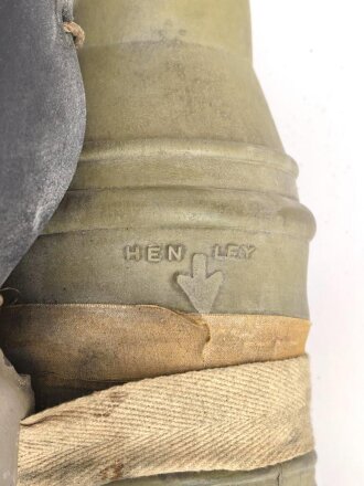 Großbritannien, Gashaube " Henley" für Kleinkinder, datiert 1939. Gummi zum Teil trocken