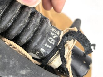 Großbritannien 2.Weltkrieg, Hospital Respirator, Gasmaske für Kopfverletzte.Ungereinigt, datiert 1944