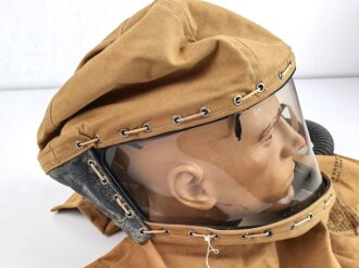 Großbritannien 2.Weltkrieg, Hospital Respirator, Gasmaske für Kopfverletzte.Ungereinigt, datiert 1944