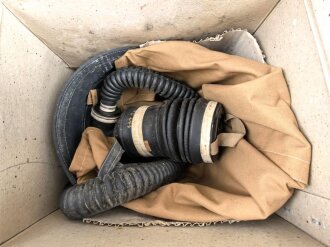 Großbritannien 2.Weltkrieg, Hospital Respirator, Gasmaske für Kopfverletzte. Ungereinigt, datiert 1944. In der originalen Umverpackung