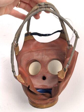 Großbritannien, Small childs respirator aus der Zeit des 2. Weltkrieg