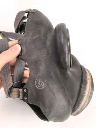 Großbritannien, MKII Lightweight Service Respirator. D-Day gas mask . Dated 1943