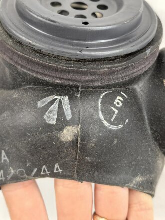 Großbritannien, MKII Lightweight Service Respirator. D-Day gas mask. Dated 1944, very good condition