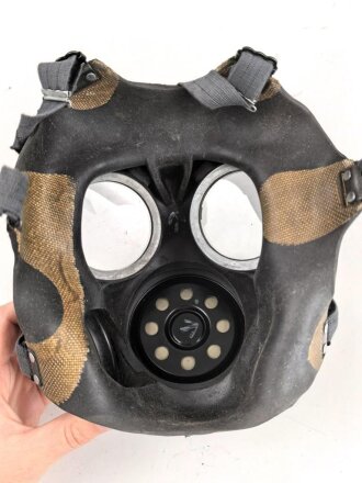 Großbritannien, MKII Lightweight Service Respirator. D-Day gas mask. Dated 1944, very good condition