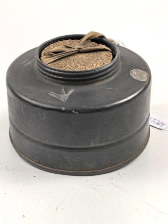 Großbritannien, Filter for MKII Lightweight Service Respirator. D-Day gas mask . Dated 1943