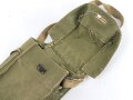 Großbritannien WWII, Carrying bag for MKII Lightweight Service Respirator. D-Day gas mask . Used condition