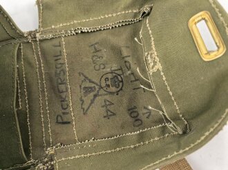 Großbritannien WWII, Carrying bag for MKII Lightweight Service Respirator. D-Day gas mask . Used condition, dated 1944, restocked by Danish Army after WWII