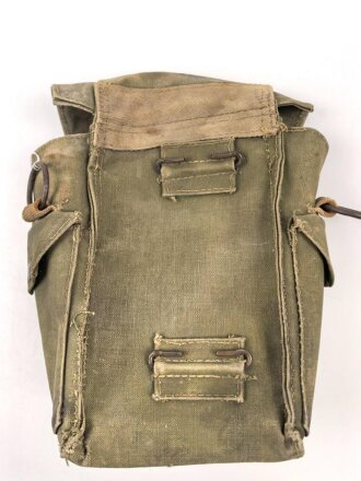 Großbritannien WWII, Carrying bag for MKII Lightweight Service Respirator. D-Day gas mask . Used condition, no strap