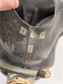 Großbritannien WWII, MK V Gasmask with filter. Uncleaned, dated 1942