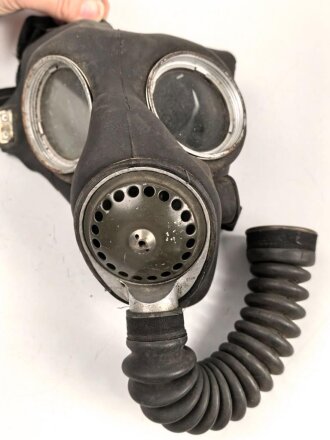 Großbritannien WWII, MK V Gasmask. Uncleaned, dated...