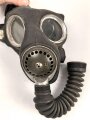 Großbritannien WWII, MK V Gasmask. Uncleaned, dated 1939