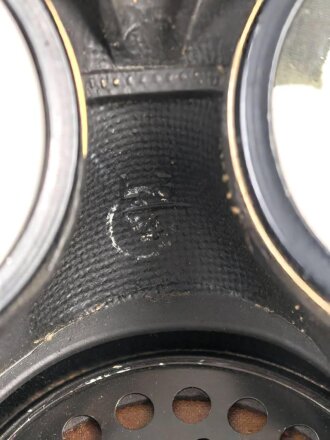Großbritannien , MK VI Gasmask. Uncleaned, dated 1961.