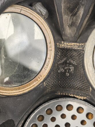 Großbritannien , MK VI Gasmask. Uncleaned, dated 1965.