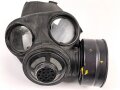 Großbritannien , MK VI Gasmask. Uncleaned, dated 1975, with filter