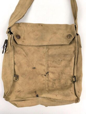 Großbritannien WWI, Gasmaskentasche für " Small box respirator" . getragenes Stück, datiert 1917