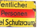 Luftschutz Emailleschild " Öffentlicher Sammel Schutzraum 125 Personen" Maße 39 x 80cm, ungereinigtes Stück