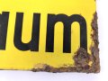 Luftschutz Emailleschild " Öffentlicher Sammel Schutzraum 100 Personen" Maße 39 x 80cm, ungereinigtes Stück