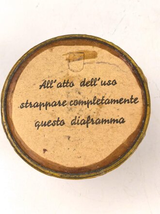 Italien, Filter für eine Gasmaske datiert 1938