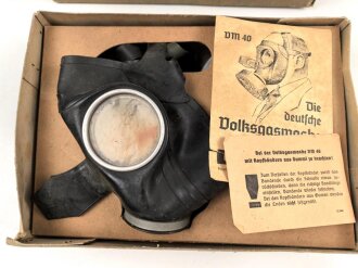 Volksgasmaske 40 für Luftschutz. Ungereinigt, in der originalen Umverpackung