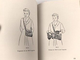 Dräger " Gasschutz in Industrie und Luftschutz, Staubschutz u.a"  Katalog mit 204 Seiten aus dem Jahr 1939-40