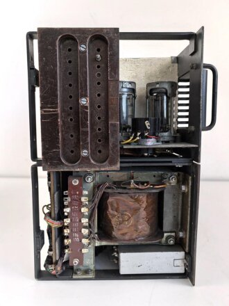 Tonschreiber b1 V ( Verstärker ) Ton.S. b1 ( V ) Wehrmacht.  Hersteller AEG 1944. Otiginallack, Funktion nicht geprüft