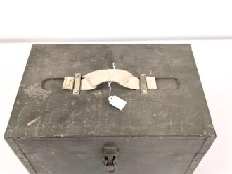 Ungarn ?, Pferdegasmaske KSPM in sehr gutem Zustand, mit Gasbrille in Umverpackung. Russisches Modell, so auch unter anderem in Polen im Einsatz.