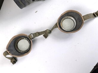 Ungarn ?, Pferdegasmaske KSPM in sehr gutem Zustand, mit Gasbrille in Umverpackung. Russisches Modell, so auch unter anderem in Polen im Einsatz.